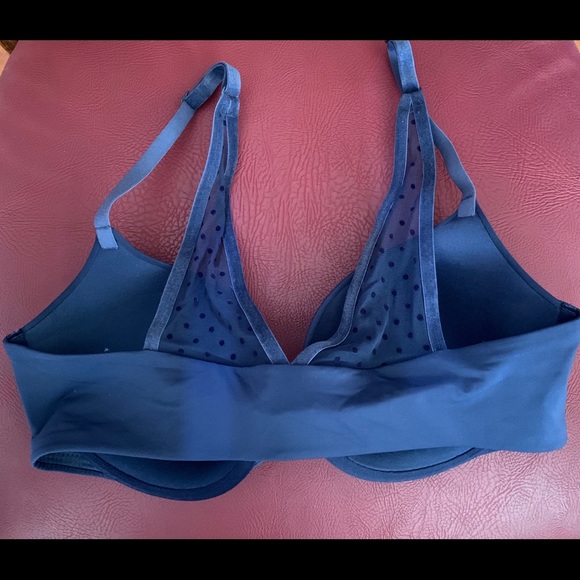 Victoria's Secret Lightly Lined Scoop Demi Bra 34D - Picture 4 of 5